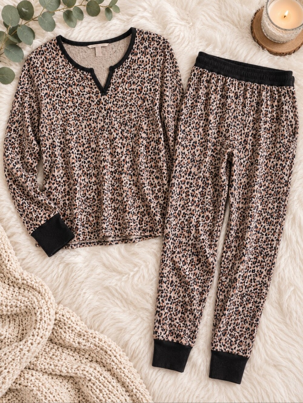 Victoria’s Secret Leopard Print Thermal Pajama Lounge Set Size M